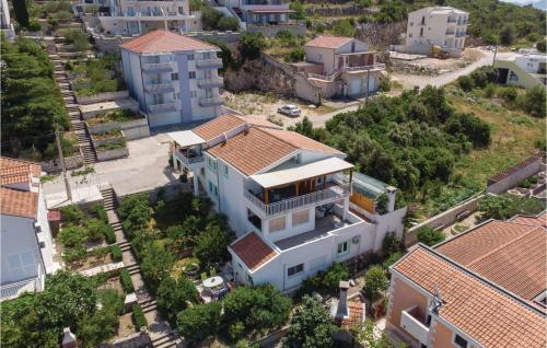One-bedroom Apartment In Klek