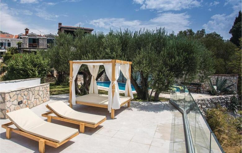 Holiday Home Kremeno Cr