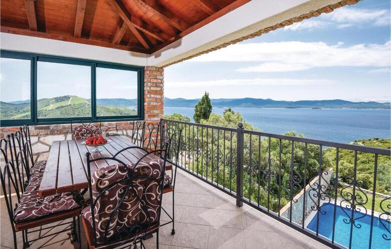 Holiday Home Kremeno Cr