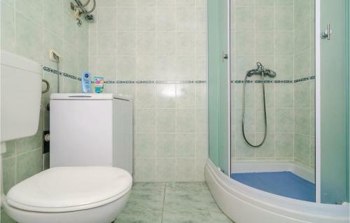 Two-bedroom Apartment In Klek