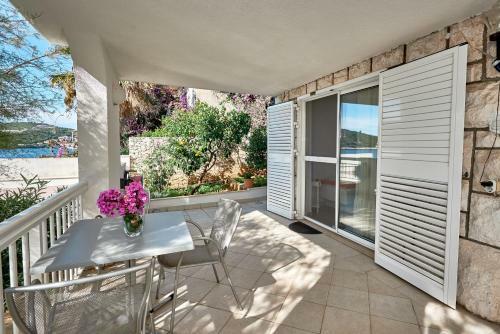 Repic Apartments