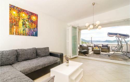 Four-bedroom Apartment In Klek