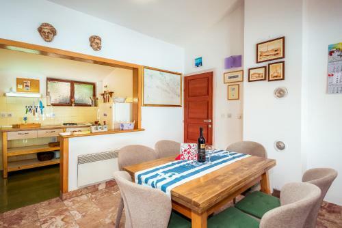 Holiday Home Gluscevic