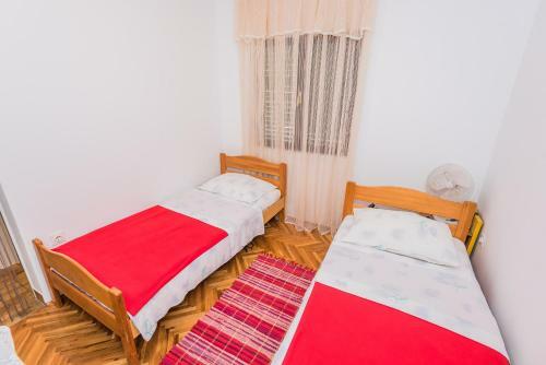 Apartments Ljiljana