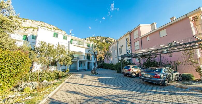 Apartments Denis