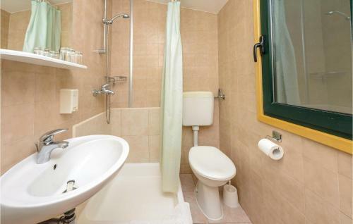 Holiday Home Klek 398