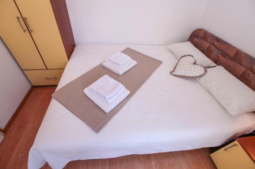 Apartments Mija