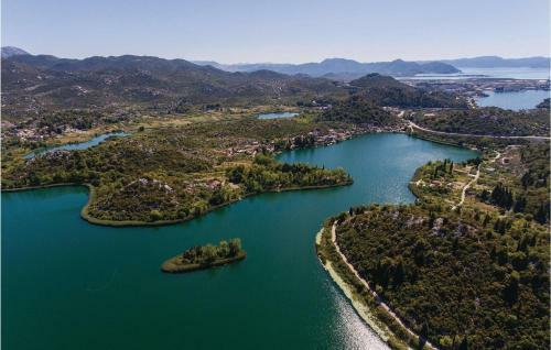 Apartment Bacinska Jezera With Lake View IX