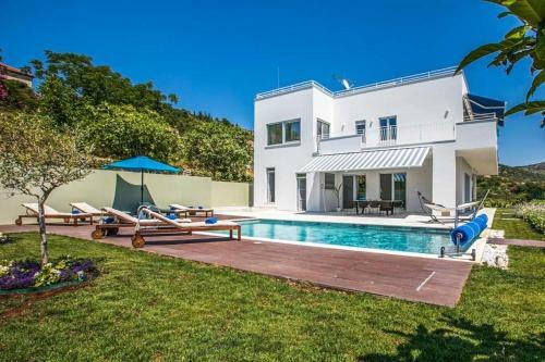 Orasac Villa Sleeps 10 Pool Air Con Wifi