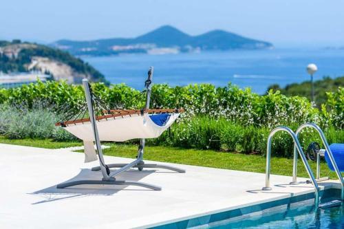 Orasac Villa Sleeps 10 Pool Air Con Wifi