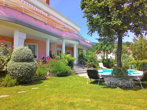 Apartments Josip