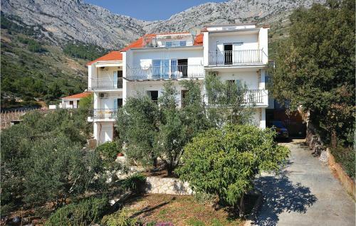 Apartment Ivan Dolac With Sea View X