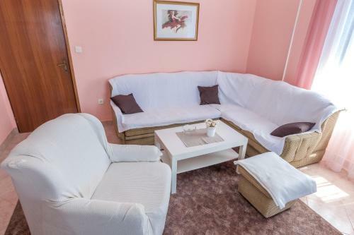 Apartments Bazdaric