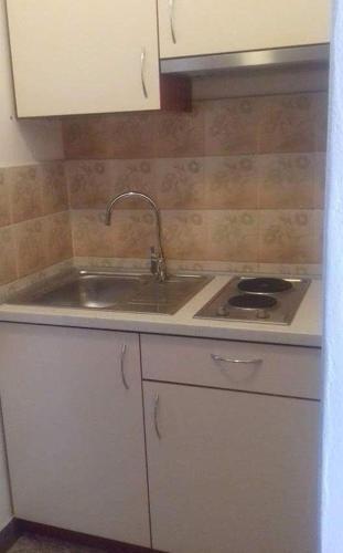 Apartment Kukljica 8277c