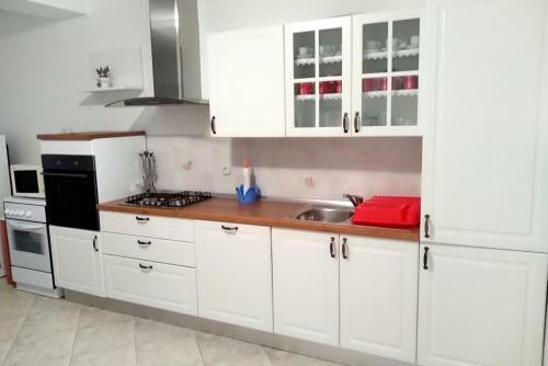 Hostal Triple Room Kustici 6288a