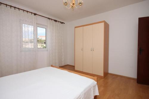 Apartments By The Sea Kustici, Pag - 6355