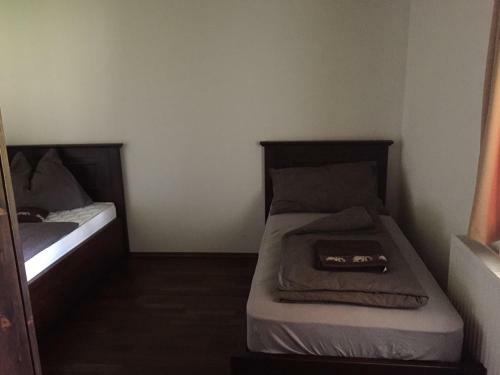 Hostal K?pince Vend�gh�z
