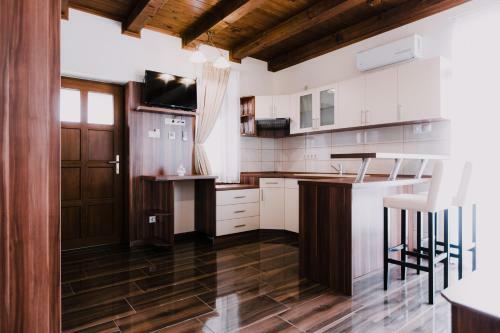 N�meth Apartmanh�zak