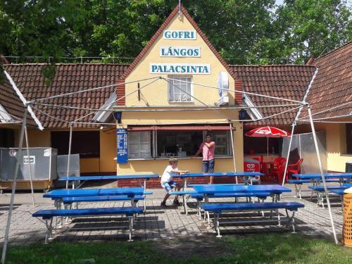 Holiday House / Ferienhaus Annamaria 80m From Beach