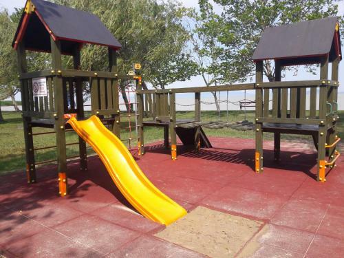 Holiday House / Ferienhaus Annamaria 80m From Beach