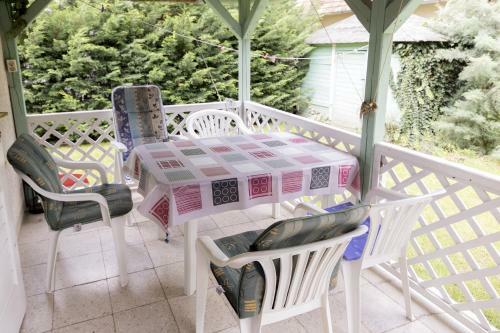 Holiday House / Ferienhaus Annamaria 80m From Beach