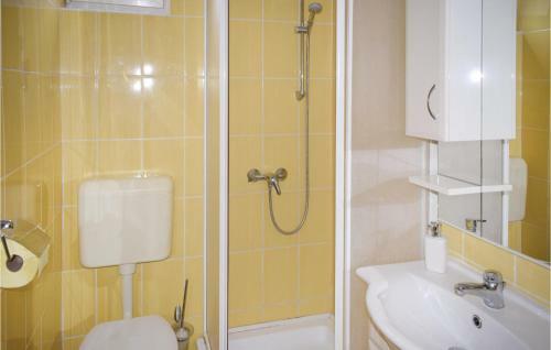 Two-bedroom Holiday Home In Balatonfenyves