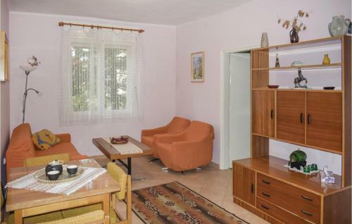 Two-bedroom Holiday Home In Balatonfenyves
