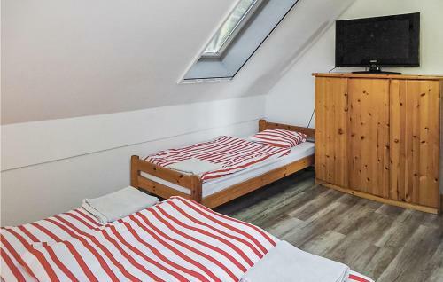 Holiday Home Balatonf�zf� With A Fireplace 04