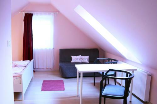 Hostal Dublecz Vend�gh�z