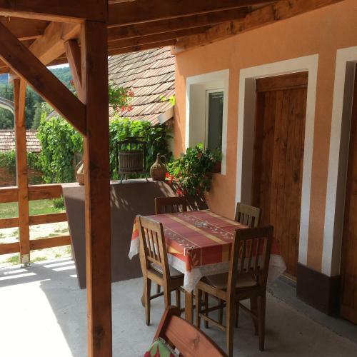 Hostal Liliom Vend�gh�z