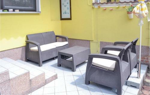 Two-bedroom Apartment In Balatonboglar