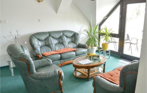 Two-bedroom Apartment In Balatonboglar