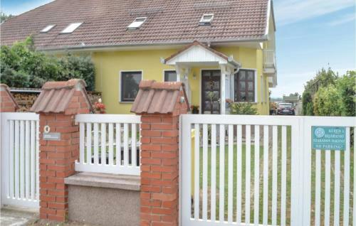 Two-bedroom Apartment In Balatonboglar