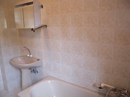 Apartment In Balatonboglar 18232