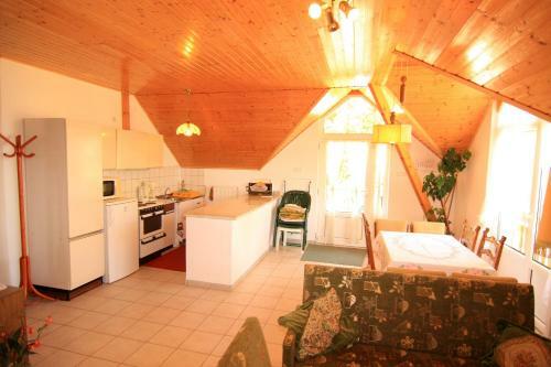Zsuzsanna Apartmanh�z