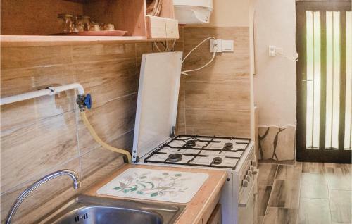 Two-bedroom Holiday Home In Balatonfoldvar