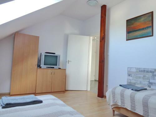 Alb�zia Apartments