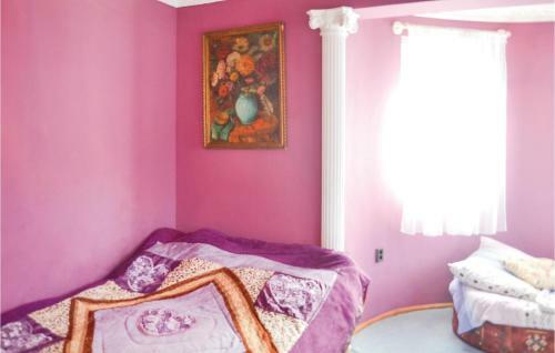 Five-bedroom Holiday Home In Balatonfoldvar