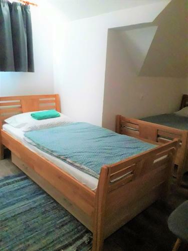 Hostal Krist�ly Vend�gh�z