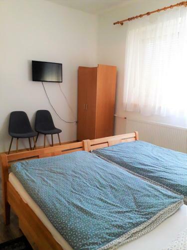 Hostal Krist�ly Vend�gh�z