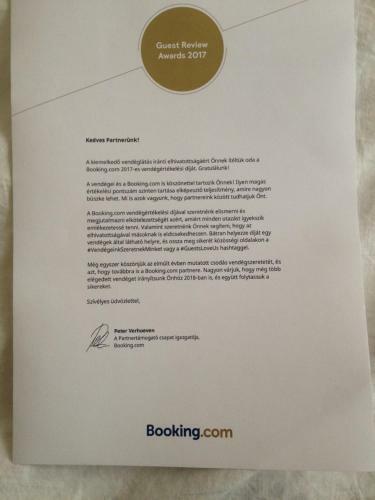 Rozs� Apartman