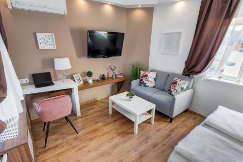 Apartamento Premium Studio Szervita Square