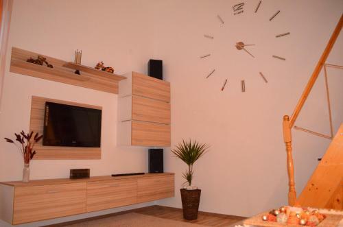 Champion Apartment