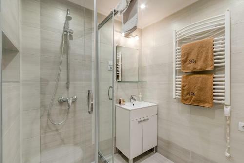 D.five Lovely Apartment At Basilica