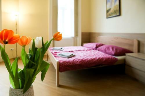 Hostal East Private Rooms