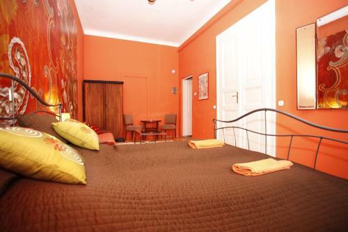 Chic Downtown Souperrooms Apartment