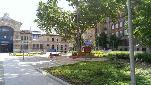 Adorable Budapest