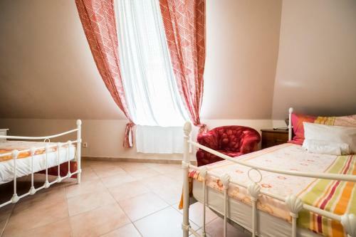 Villa Kertv�rosi Csal�di H�z