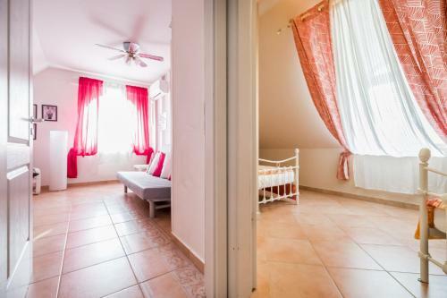 Villa Kertv�rosi Csal�di H�z