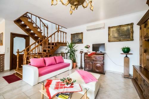 Villa Kertv�rosi Csal�di H�z